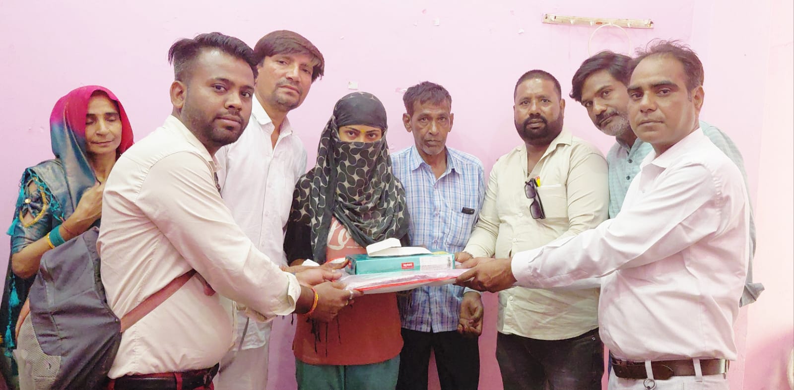 नेशनल इलेक्ट्रॉनिक मीडिया फाउंडेशन ने निर्धन कन्या के विवाह में की आर्थिक मदद
